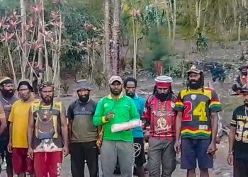 Warga Tingwi dan Keragigelok Bangun Jaringan Listrik Secara Swadaya, Kini Menanti Meteran PLN