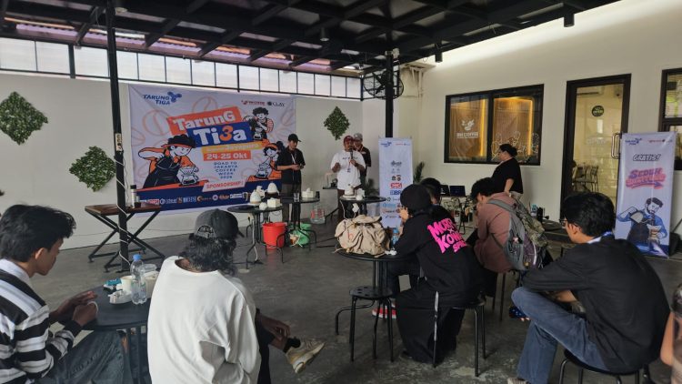 Kompetisi Tarung Ti3a Regional Papua yang digelar di BM Coffee, Kotaraja, Kota Jayapura. (Foto: Cornelia Mudumi)