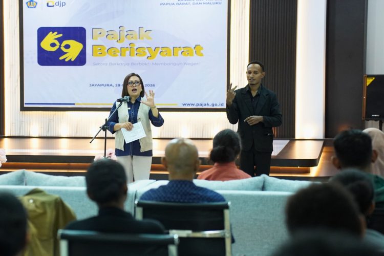 Edukasi perpajakan dengan dukungan juru bahasa isyarat. (Foto: Istimewa)